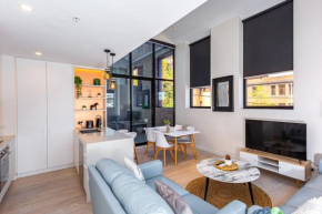 Bond Quarter Loft